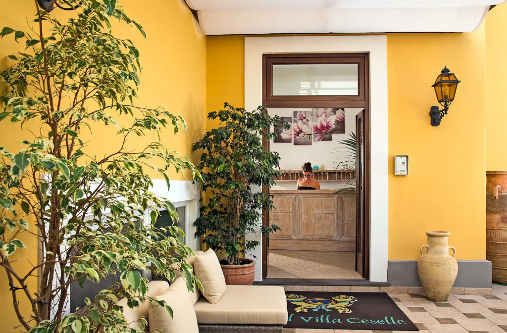 Hotel photo 14