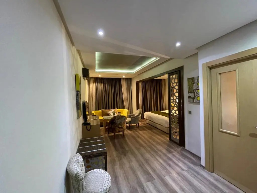 Silver Suites Hotel & Spa — 5