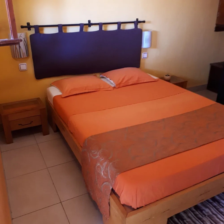Standard Double room with garden view (full double bed)