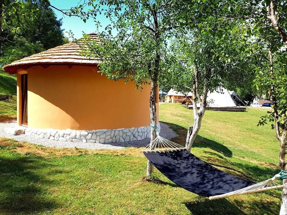 Linden Tree Retreat & Ranch
