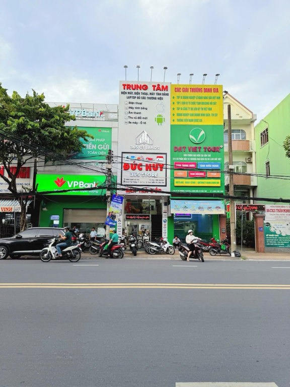 Mini House 365 Holdings Ly Tu Trong