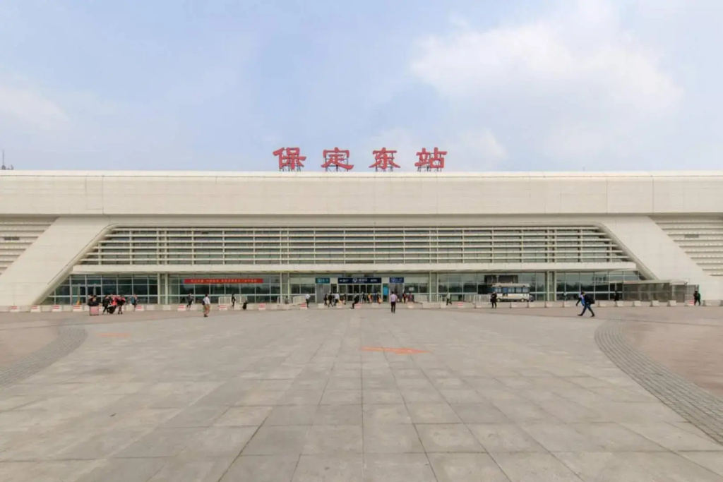 Baoding Lianchi·Baoding East Station· Locals Apartment 00163450