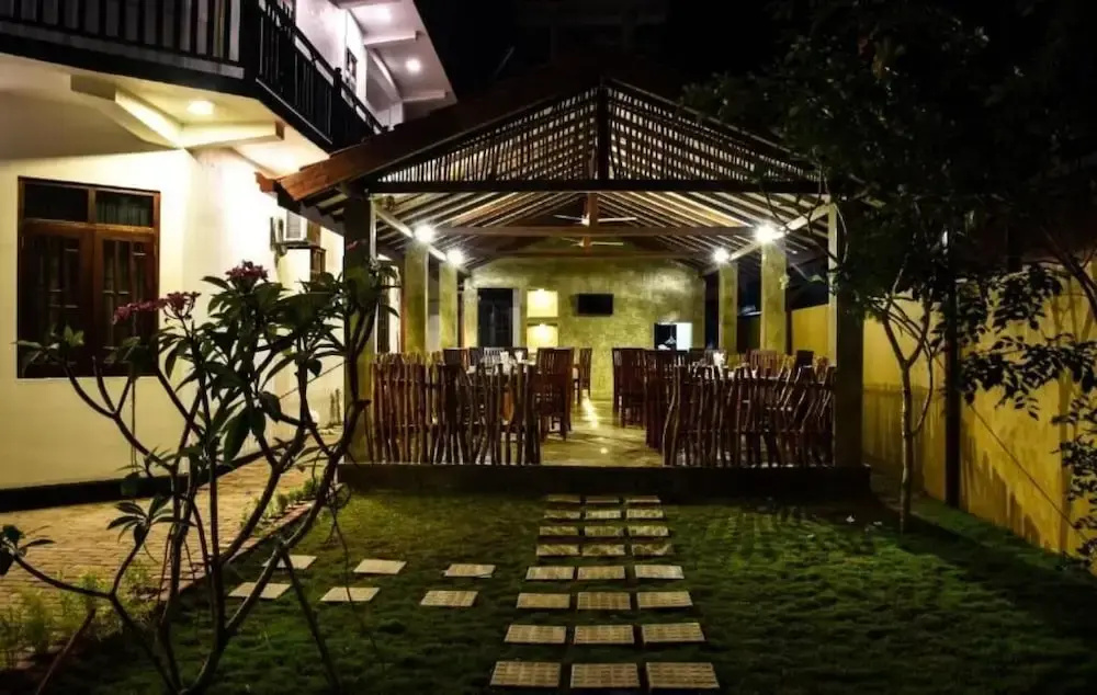 Mamma Raji Hotel