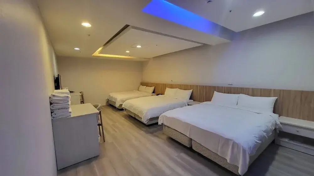 Economy room
