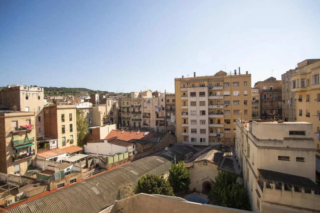 41CB193- Charming rustic apartment
