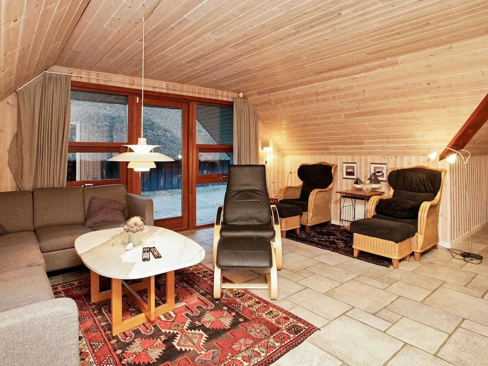 Spacious Holiday Home in Sondervig With Sauna - фото 11