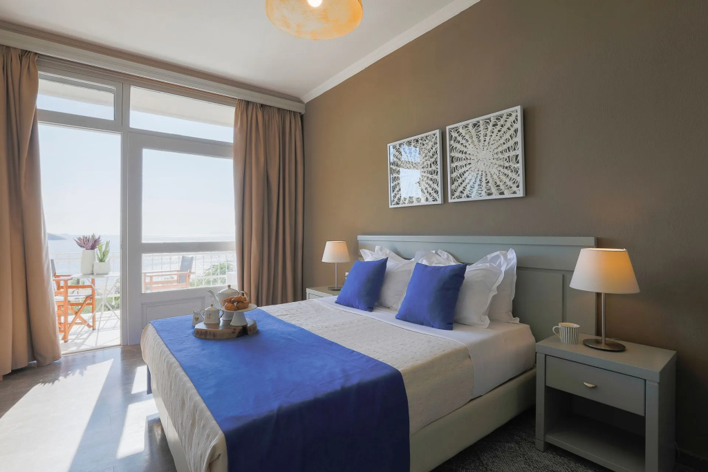 Standard Family room with sea view