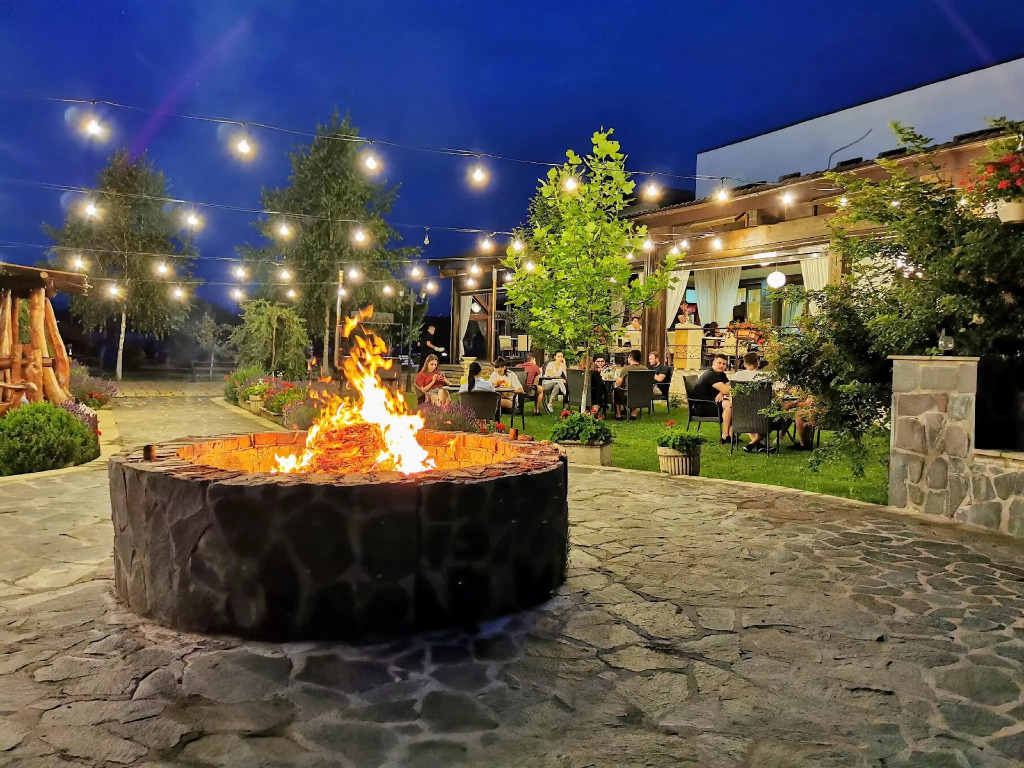 Aristocratis by null