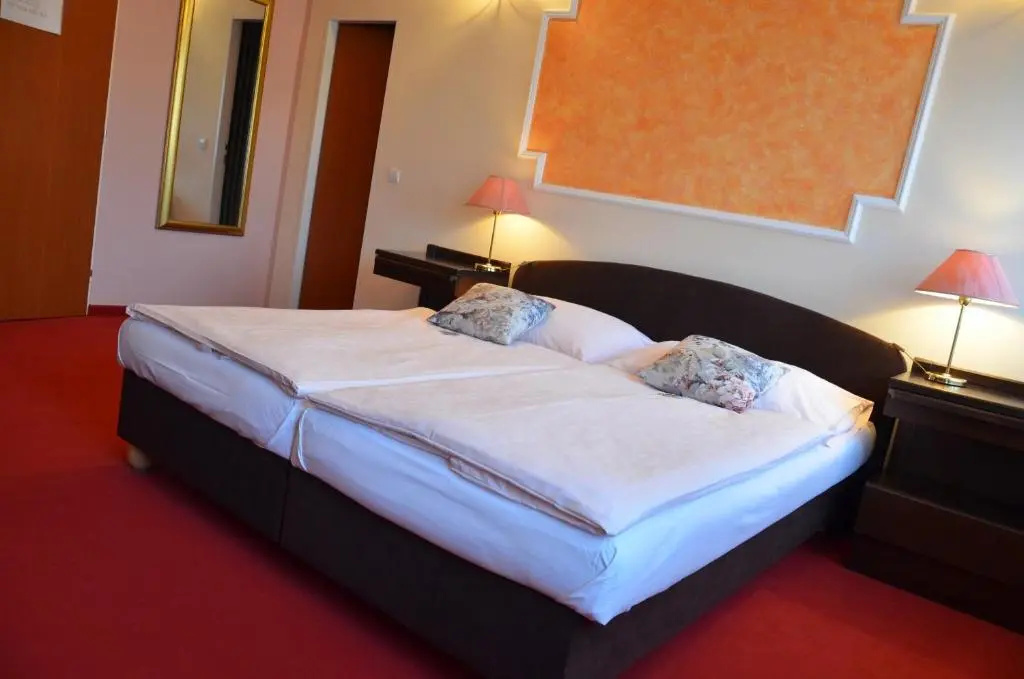 Eurohotel Garni - Chambres