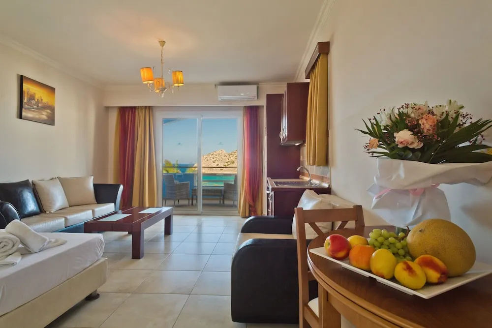 Apartment with balcony and with land view