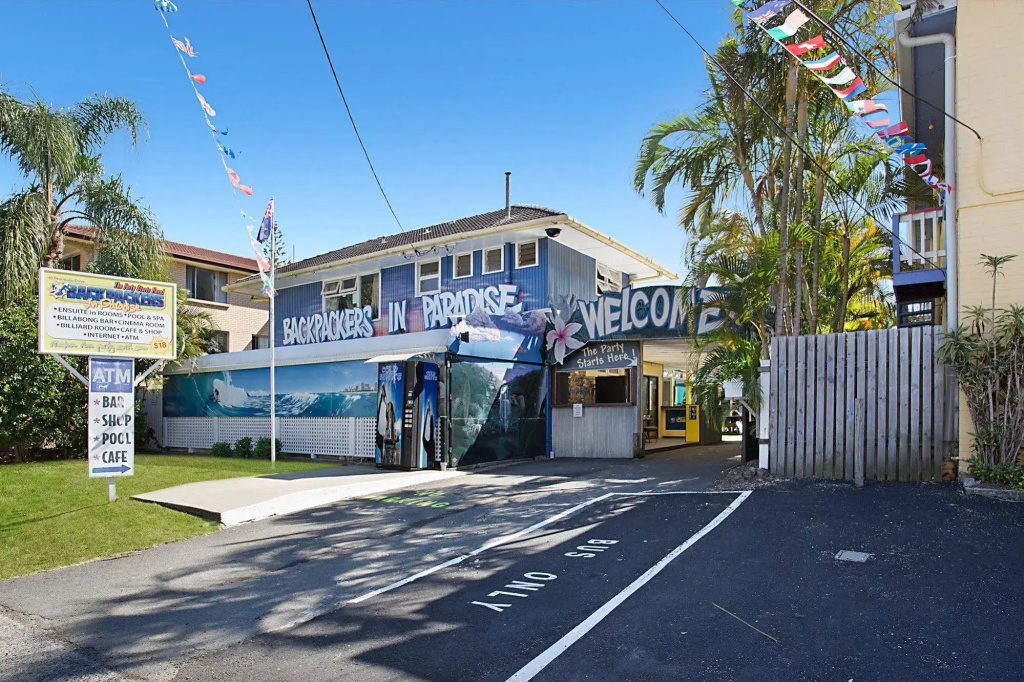 Backpackers In Paradise Resort - Hostel