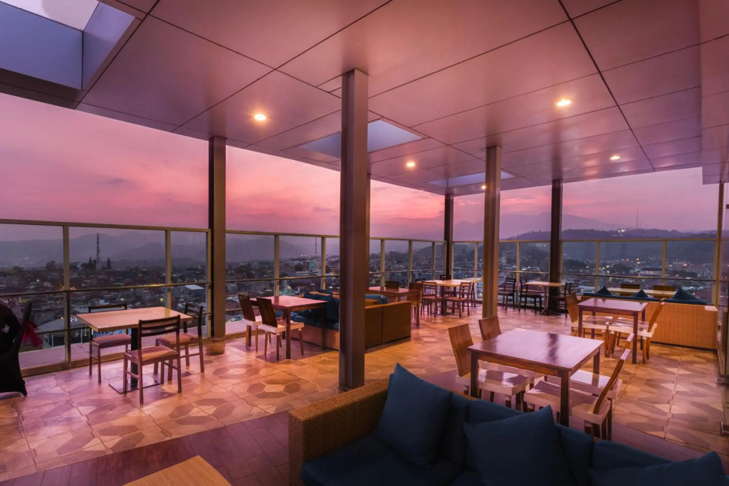 Arte Hotel Bandar Lampung - фото 22