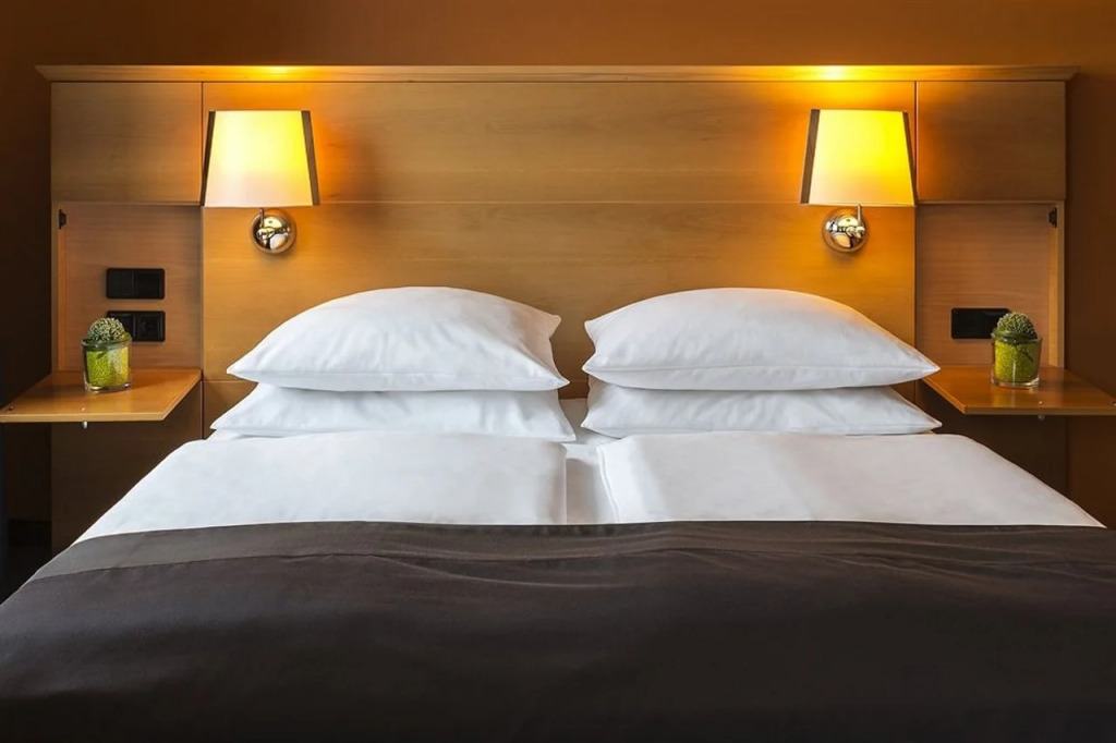 ATLANTIC Hotel Airport — фото 3