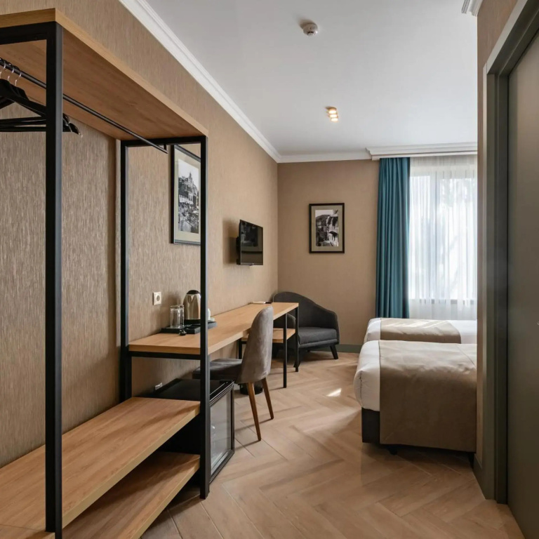 Hotel photo 12