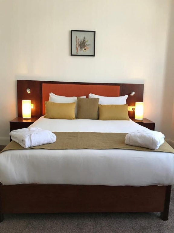 Standard Double Club room (full double bed)