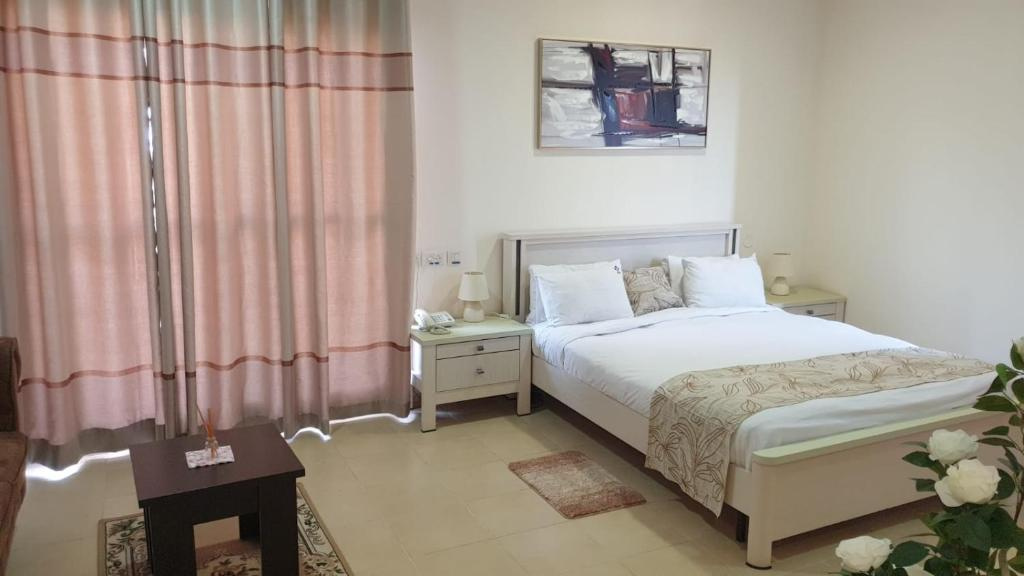 Superior Double room (full double bed)