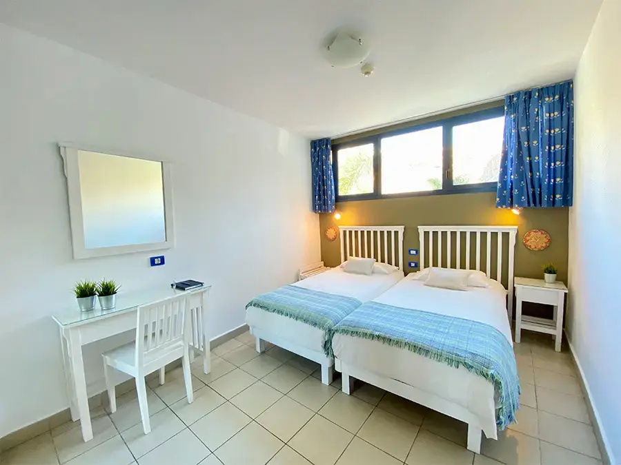 1 Bedroom Apartment with pool view