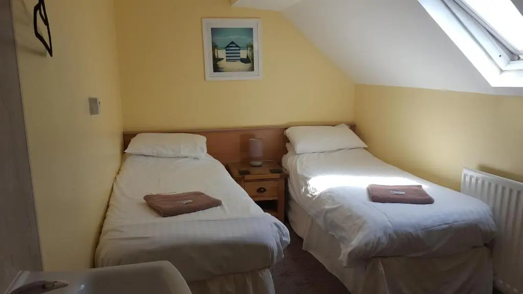 Standard Double room (twin beds)