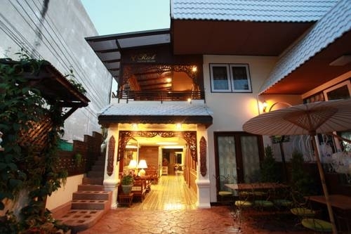 Rich Lanna House by null