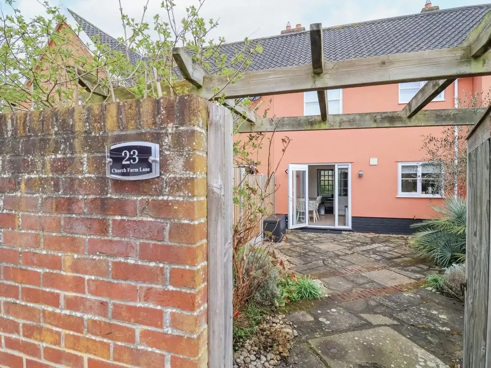 23 Church Farm Lane