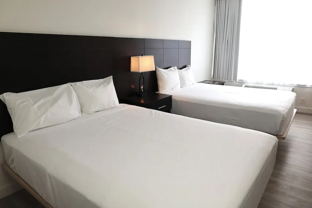 Classic Quadruple room
