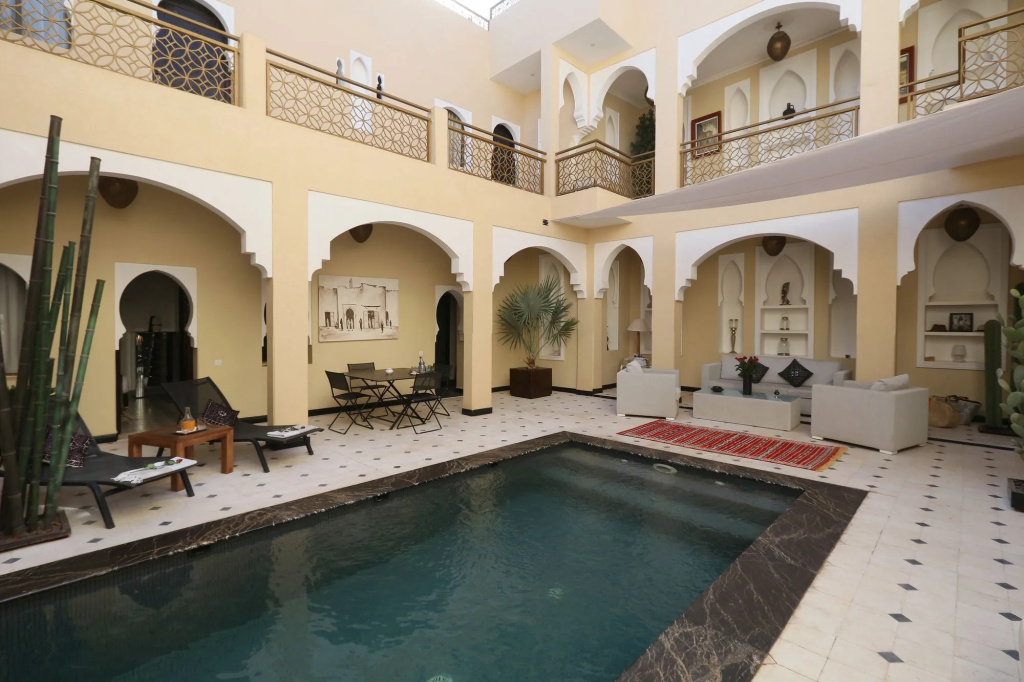 Hotel photo 11