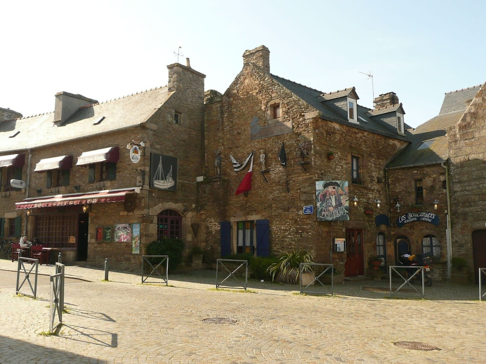 Voir la photo 1 — Holiday Home in Brittany With Sea Views