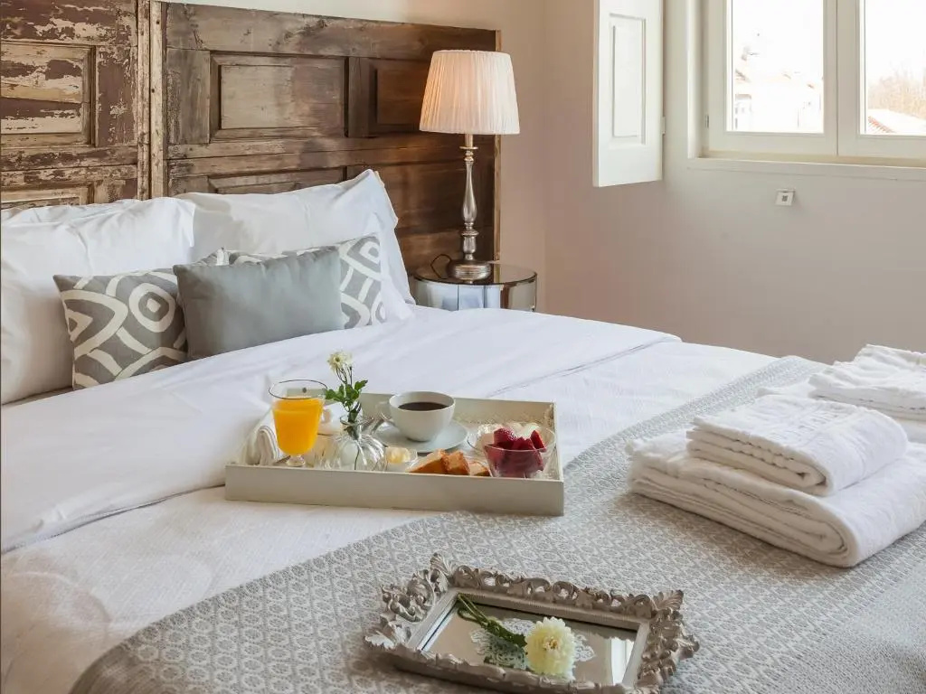 Standard Double room with river view (full double bed)