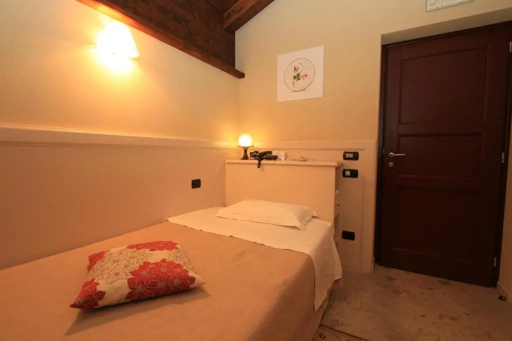Albergo della Ceramica - Chambres