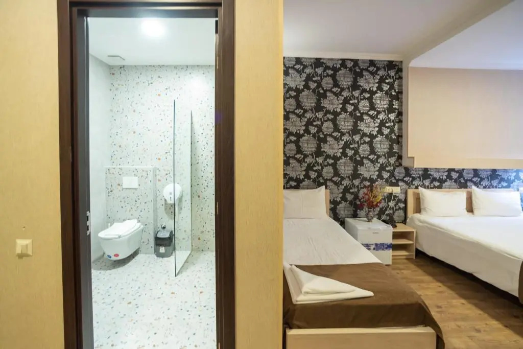 Tiflis Hotel - Chambres