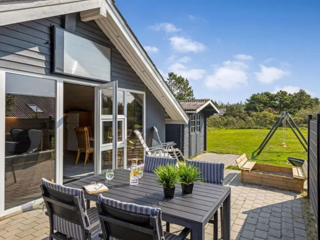 "Anton" - 900m from the sea in Western Jutland