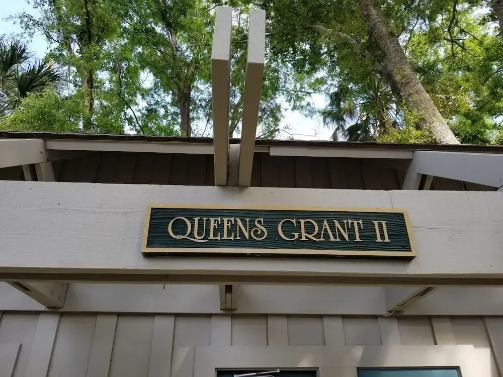 524queen 2 Bedroom Condo