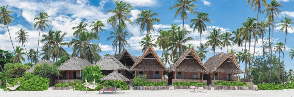 Beach & Waterfront
