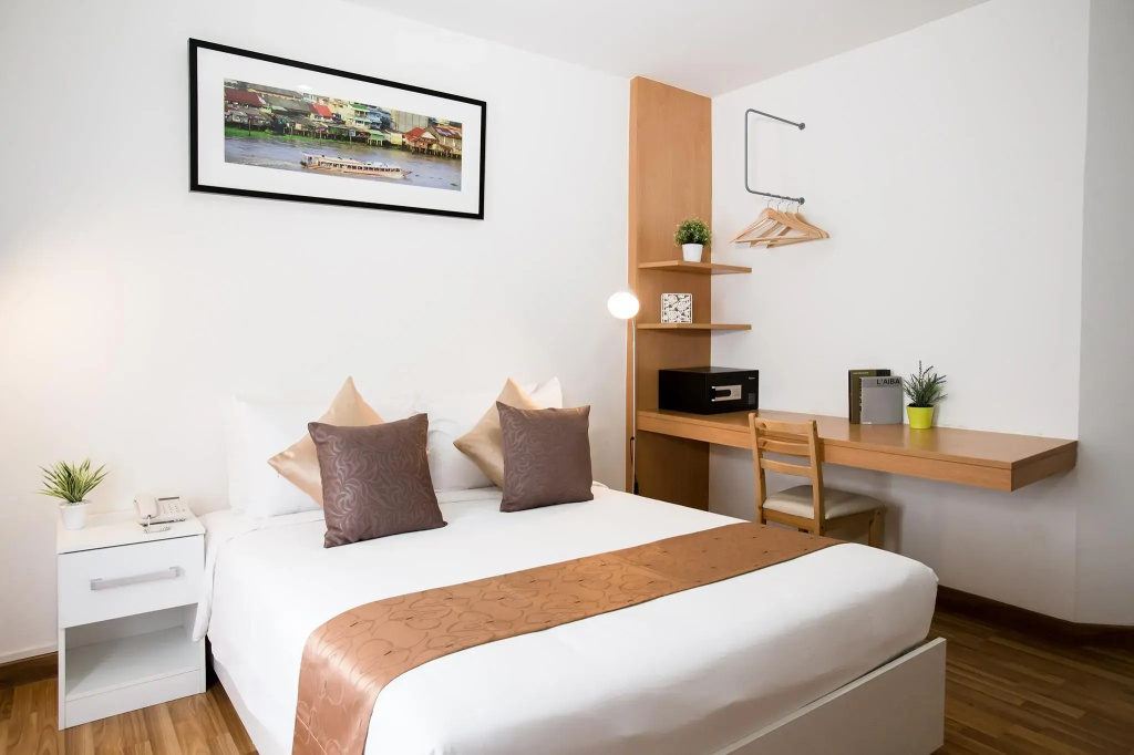 Superior Double room (full double bed)
