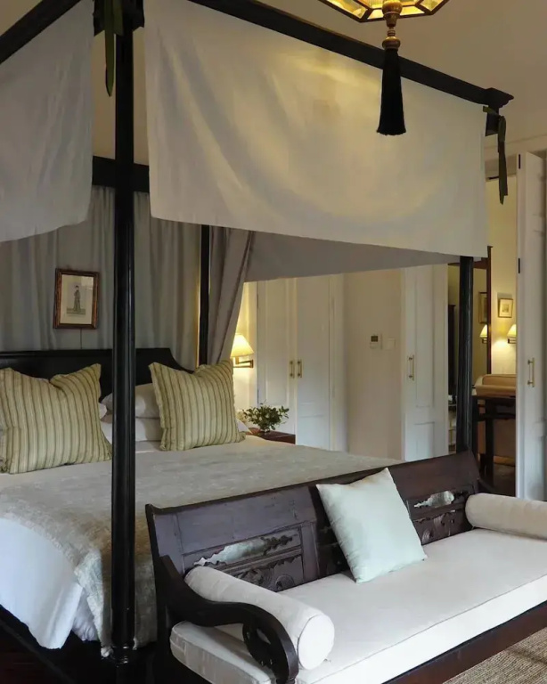 Presidential room