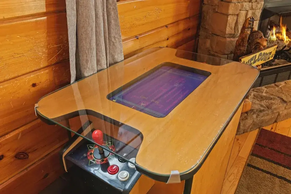 Bear Hideaway Cozy 3BR Cabin - фото 13