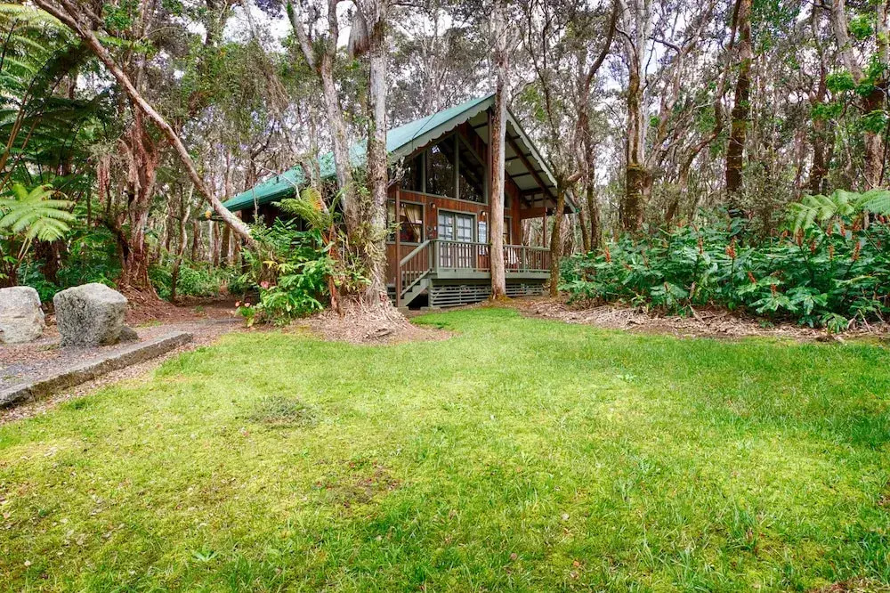 Lava Lodge at Hale Kilauea - Chambres