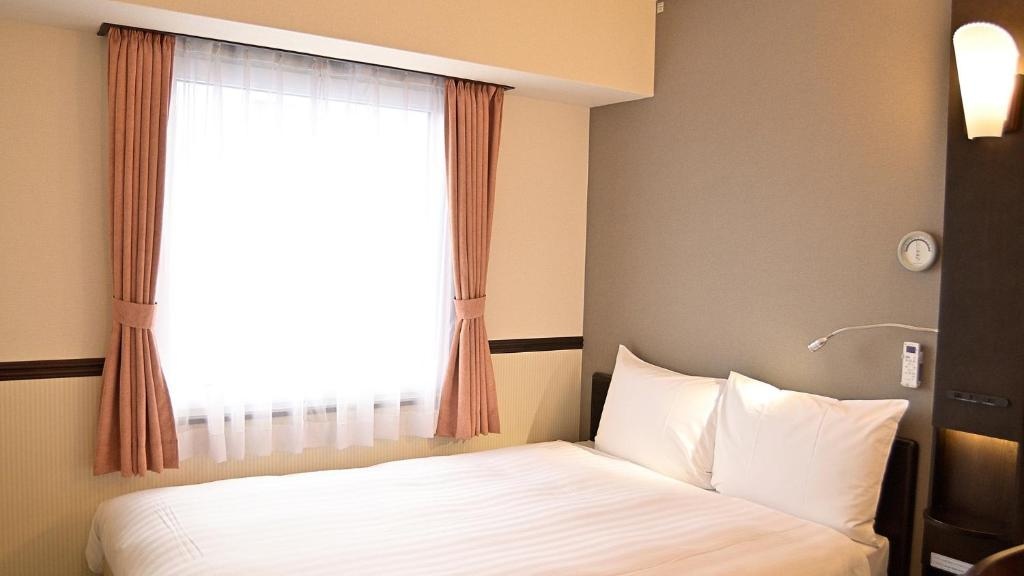 Toyoko Inn Shin Osaka Higashi Mikuni Station 사진 1