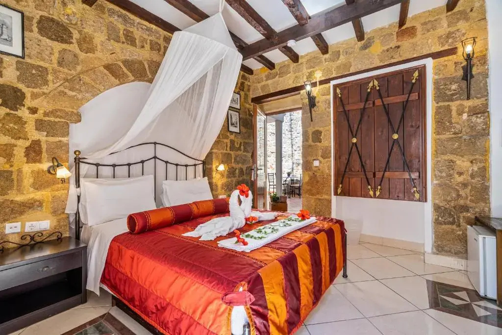 Standard Double room (full double bed)