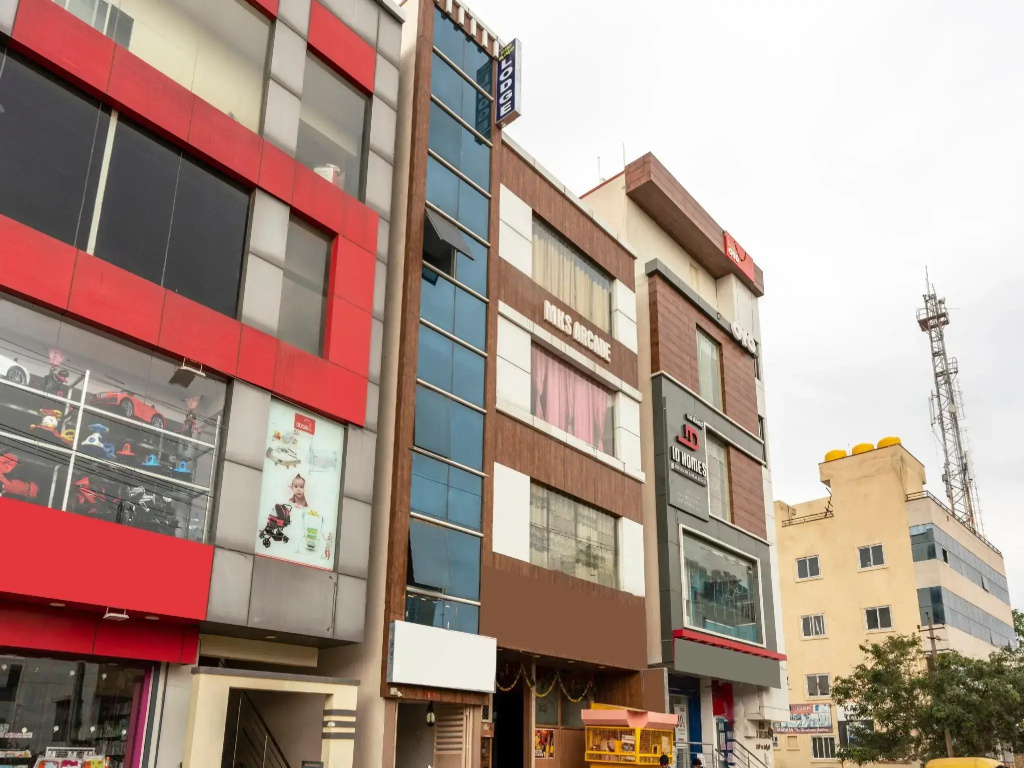 Manan Paradise by OYO Rooms