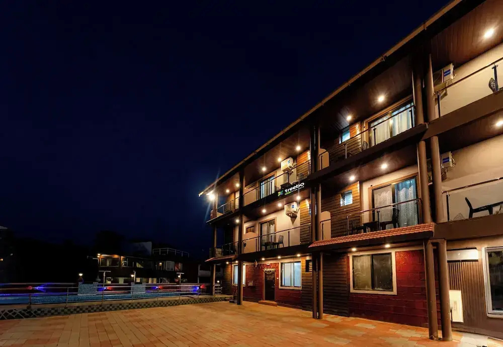 Hotel photo 12
