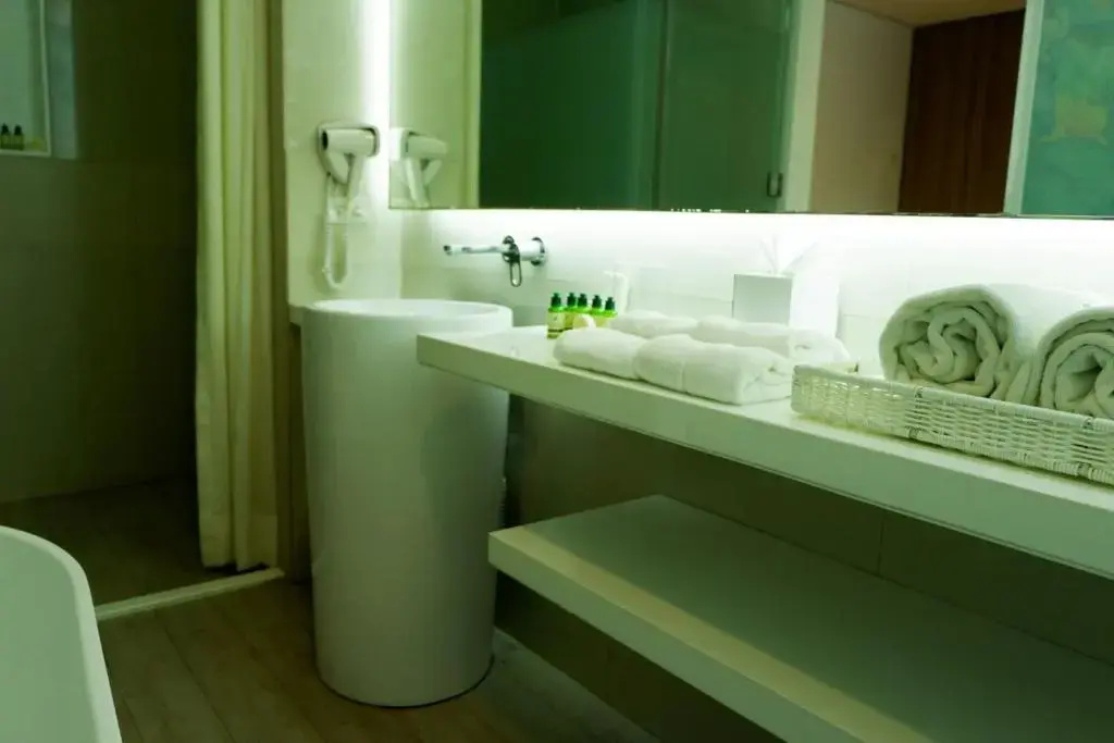 Premier room