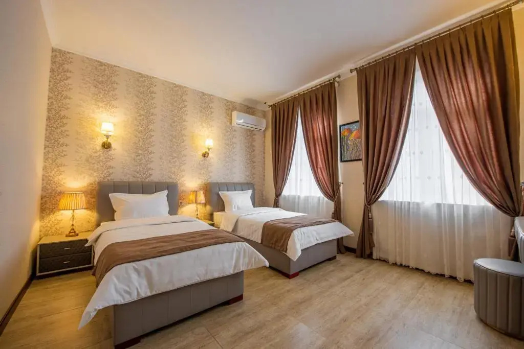 Standard Double room (twin beds)