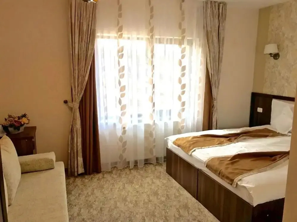 山景豪華三人間房