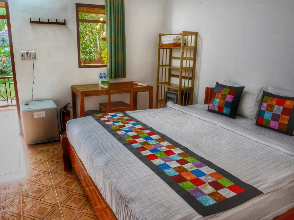 Standard Double room (full double bed)