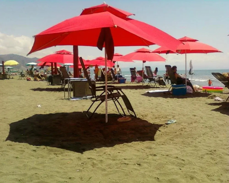 Beach & Waterfront