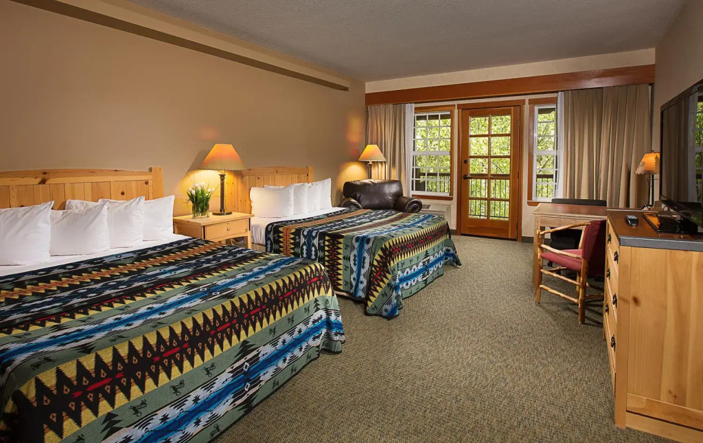 Standard Quadruple room