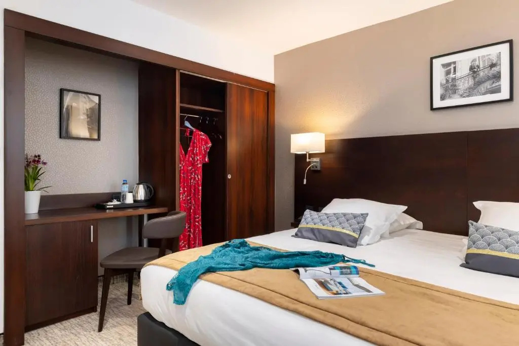 Hôtel Locarno Nice - Chambres