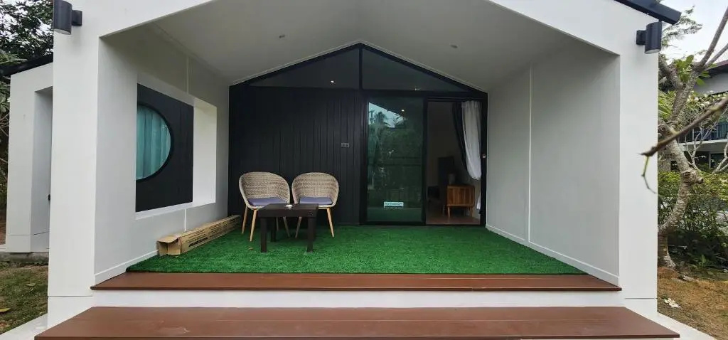 Deluxe Quadruple room