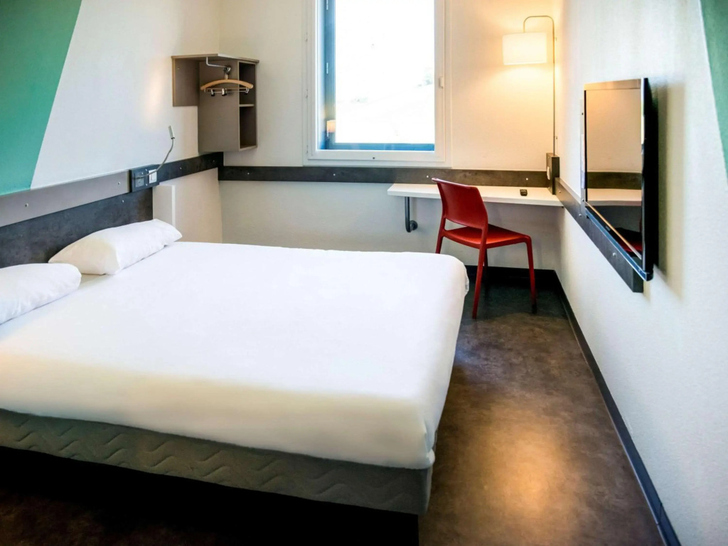 Voir la photo 2 — ibis budget Archamps Porte de Genève
